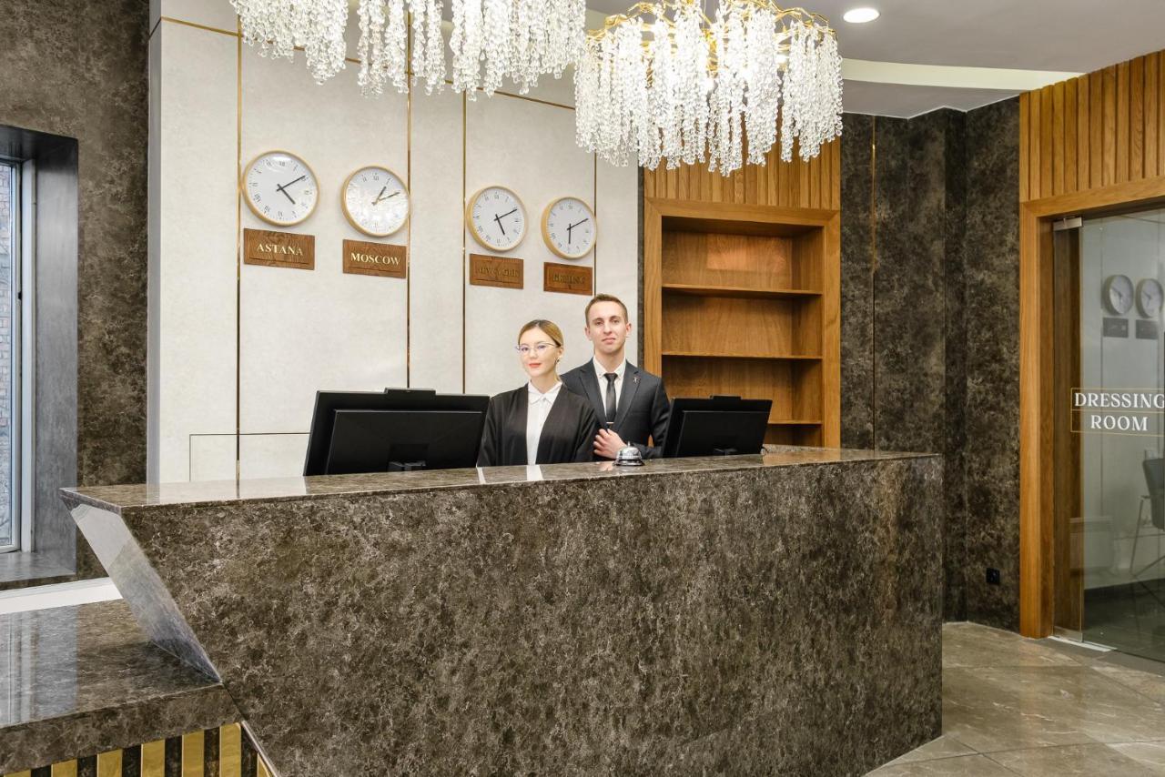 Grand Mildom Hotel อัลมาตี ภายนอก รูปภาพ