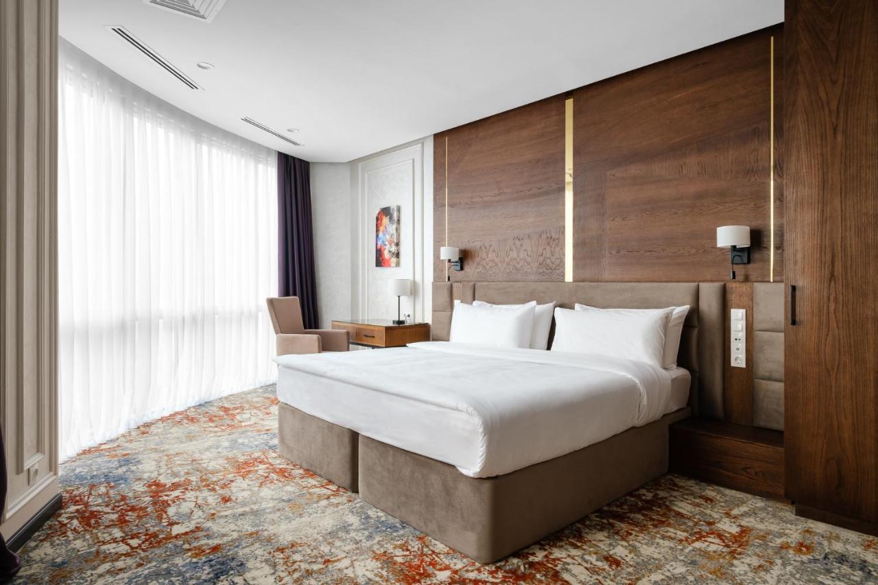 Grand Mildom Hotel อัลมาตี ภายนอก รูปภาพ